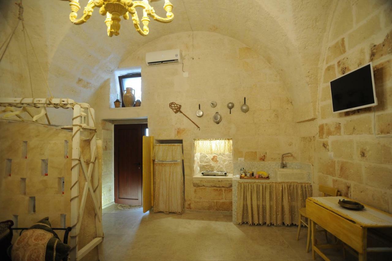 Appartement Palazzo Savoia 1856 à Fasano Extérieur photo